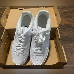 White Nike court vision LO